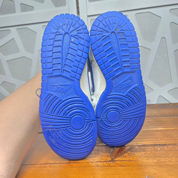 Nike Dunk Low GS Summit Hyper Royal Blue/White Size 4Y Streetwear Varsity Sports - Picture 7 of 7